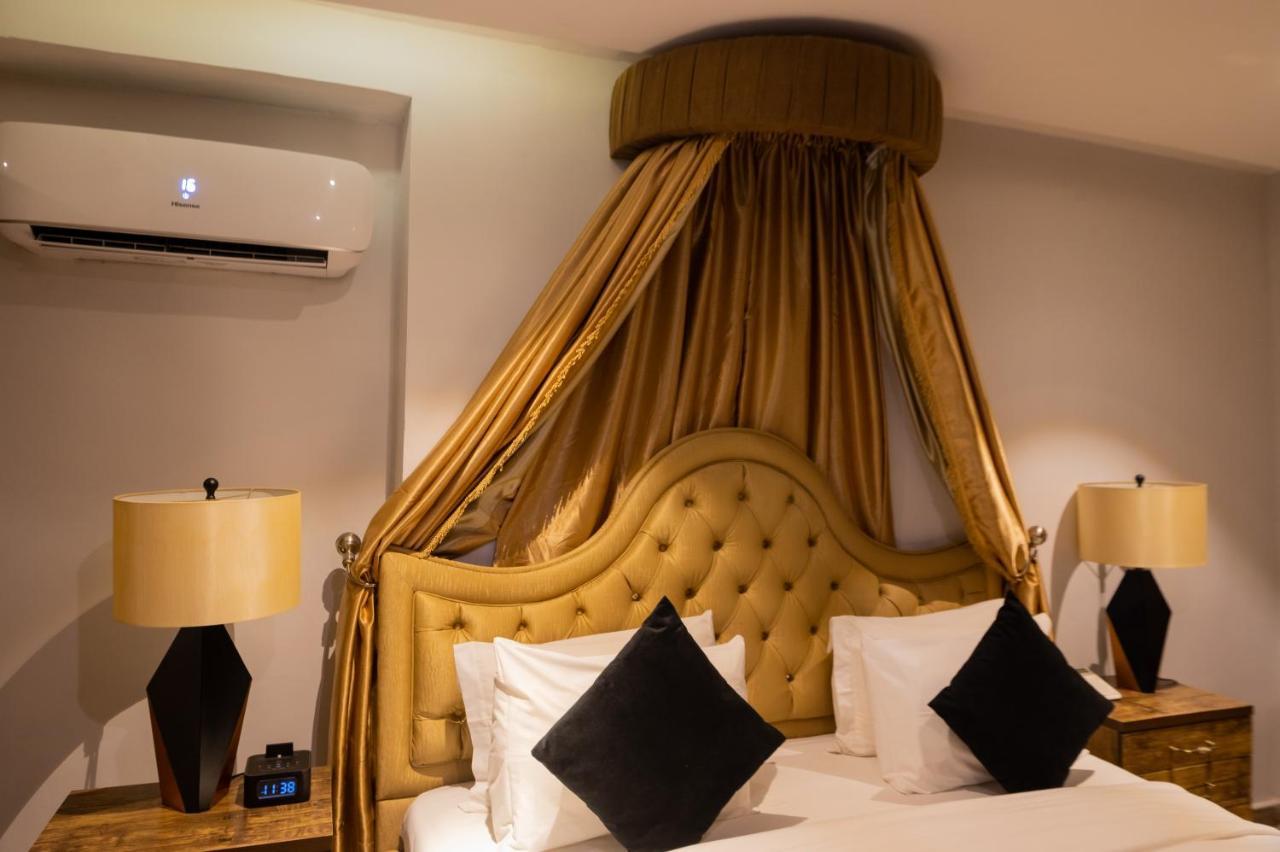 Aliayabiagba Villa Monument Hotel מראה חיצוני תמונה