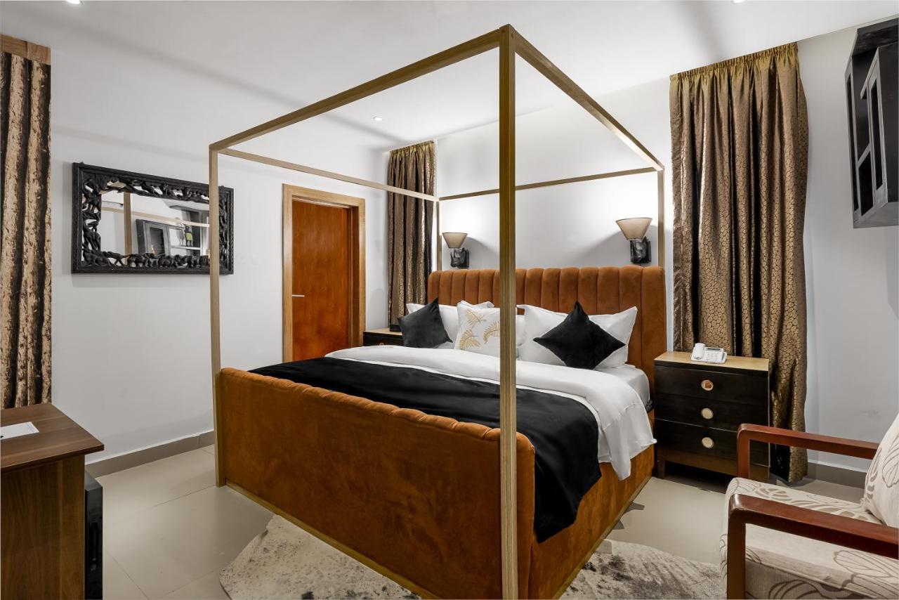 Aliayabiagba Villa Monument Hotel מראה חיצוני תמונה